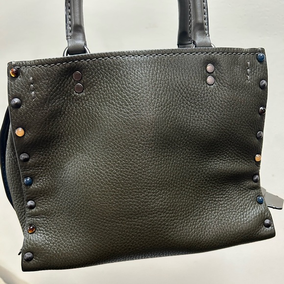 Coach || Rogue 25 with Rivets - Picture 2 of 8